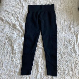 SET ACTIVE Luxform Leggings in Black